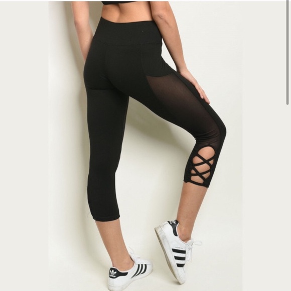 mesh capri leggings